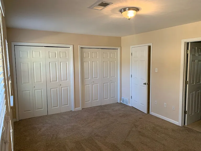 2676 Central Ter — Photo 8