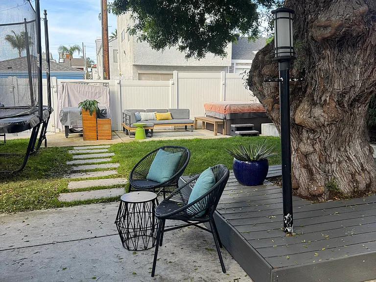 219 Geneva Ave #A — Photo 12