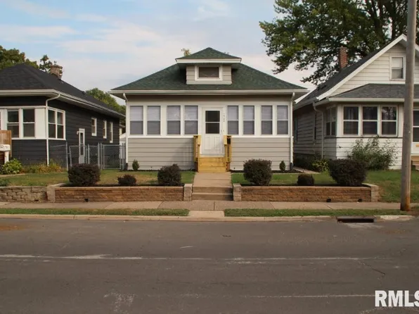 1525 25th St, Rock Island, IL 61201