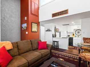4165 N Craftsman Ct #B, Scottsdale, AZ 85251