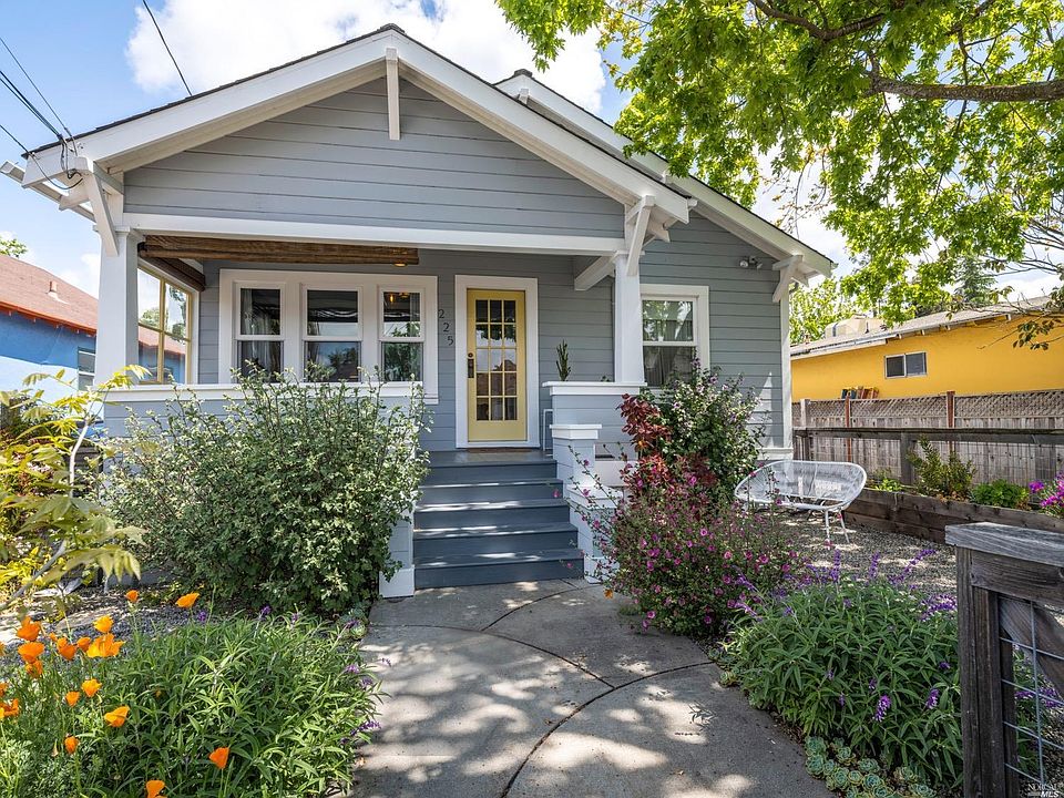 1st image of 225 Vallejo Street