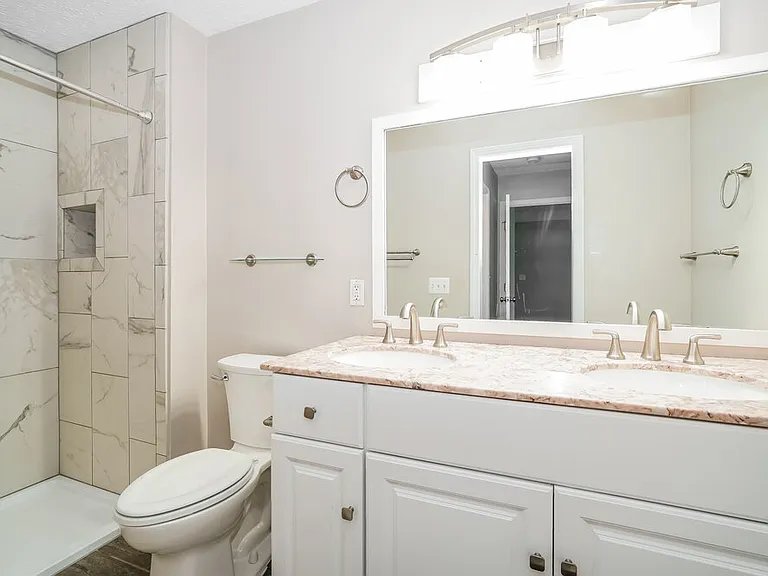 1097 Leclerc Pl — Photo 13