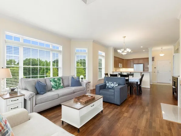 295 Salem St Unit 98, Woburn, MA 01801