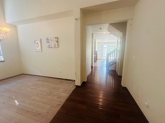 4th image of 7625 NE 201st Pl