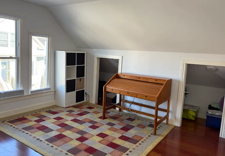 209 Gates St — Photo 9