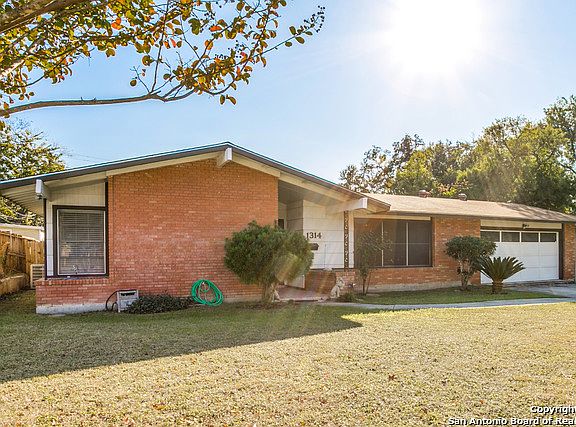 2nd image of 1314 Viewridge Dr