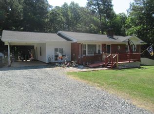 2806 Piedmont Dr, Sanford, NC 27330