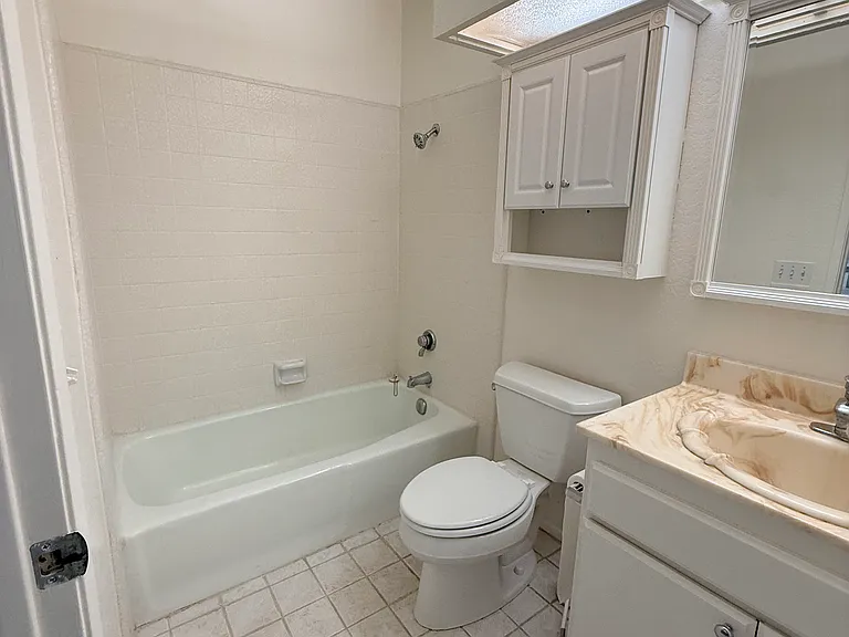 1016 Whitewater Dr — Photo 23