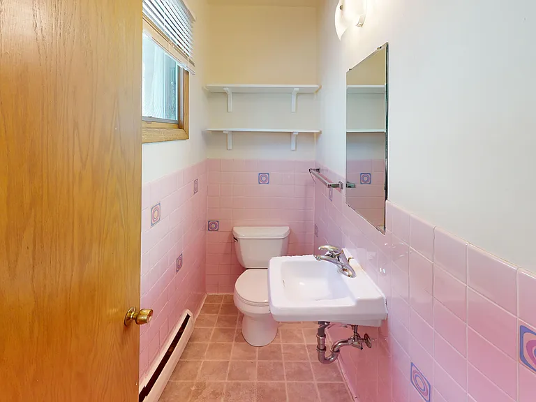 #7 1/2 Bath #7 1/2 Bath