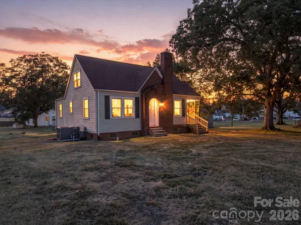 506 Aquadale Rd, Albemarle, NC 28001