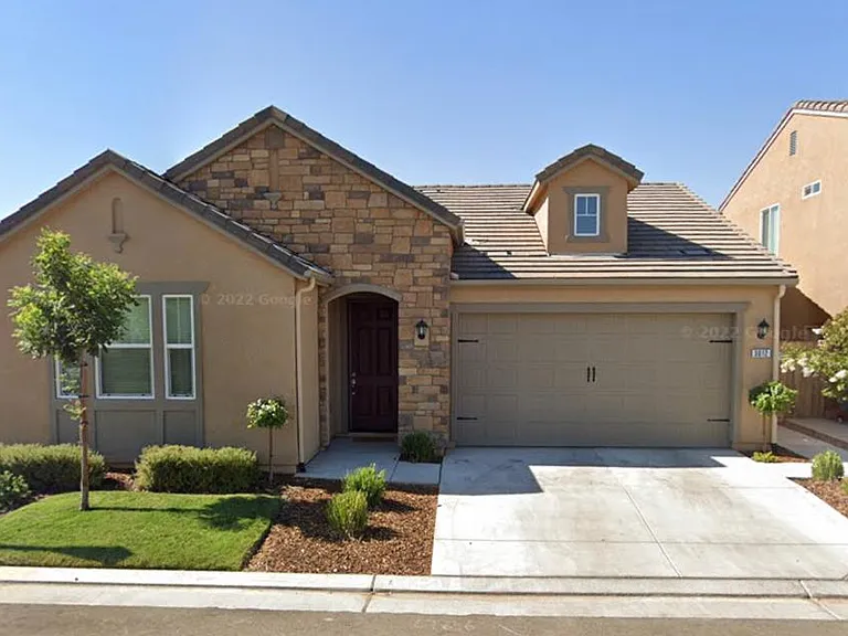 3012 Swift Ln — Photo 1