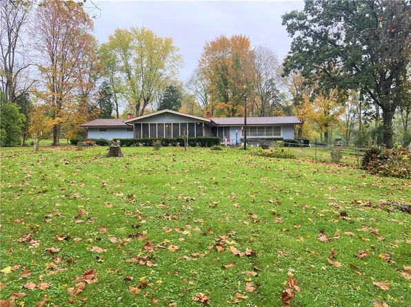 8385 Forney Rd, New Lebanon, OH 45345