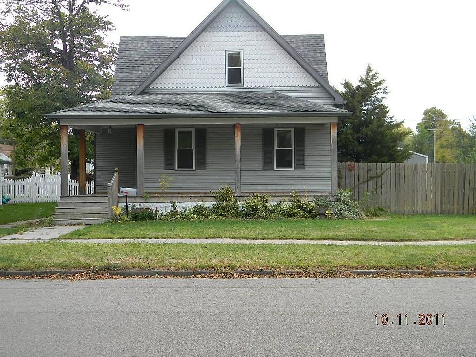 1st image of 618 W 5th St