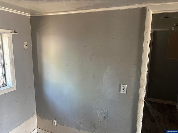 3rd image of 4320 Nandina St