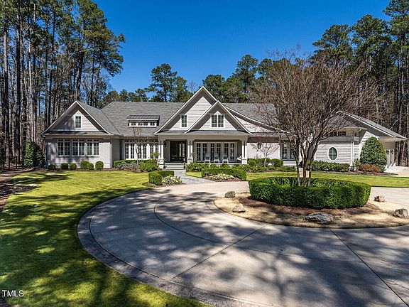 4th image of 464 Rosemont Dr