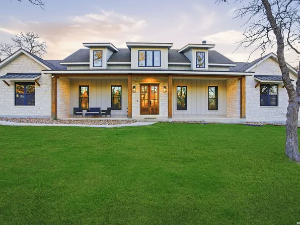 153 Chisum, La Vernia, TX 78121