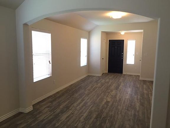 5th image of 4012 Winter Springs Dr