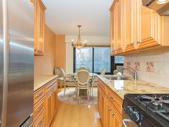 5th image of 3343 14th St APT 2D