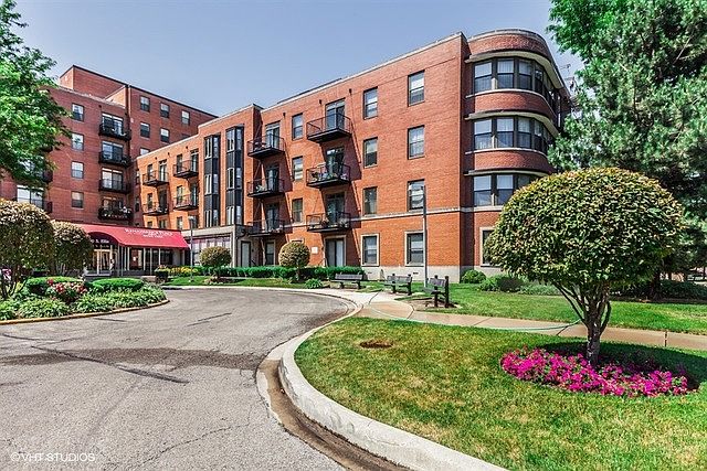 1st image of 5200 S Ellis Ave APT 106