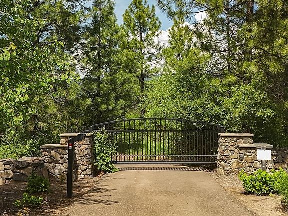 3rd image of 391 Big Hill Drive
