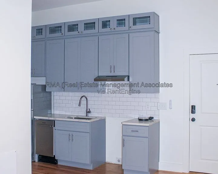 4 Zebulon St #2C — Photo 4