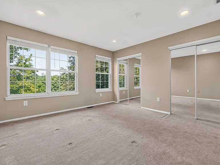 2140 Jordan Ct — Photo 14