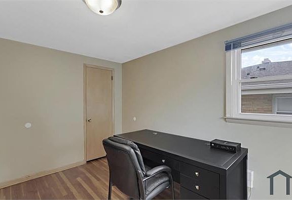 4th image of 7606 W Grantosa Dr