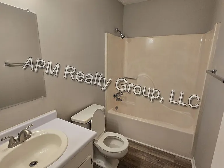 1728 Springwoods Lake Dr #B — Photo 11