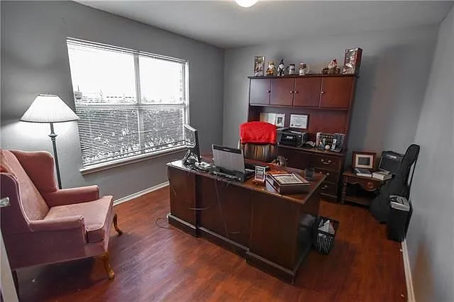 4505 Claret Ct — Photo 3