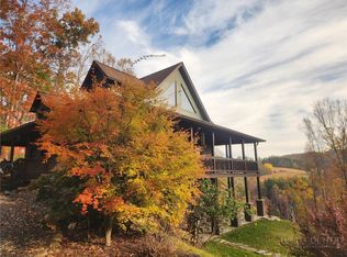 1400 Rustic Rd, West Jefferson, NC 28694