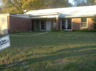 610 Hickory, Hughes Springs, TX 75656