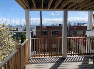 265 Webster St APT 2, Boston, MA 02128