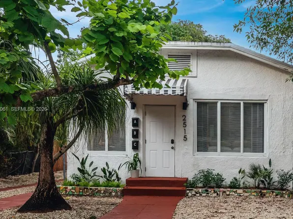 2515 NE 182nd St, North Miami Beach, FL 33160