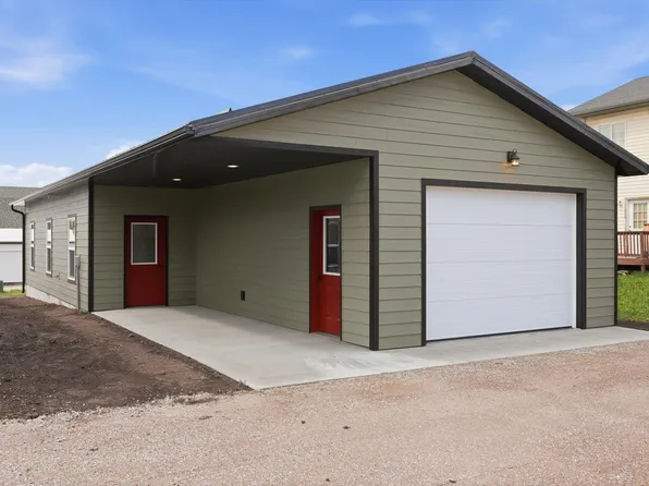 211 1st Ave SE, Ronan, MT 59864