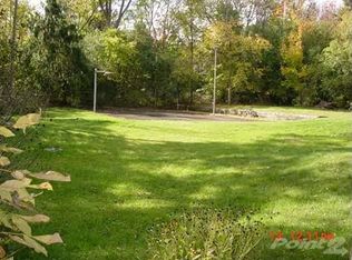 1903 Lone Pine Rd, Bloomfield Hills, MI 48302