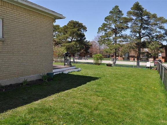 5th image of 3870 Lynn Dr