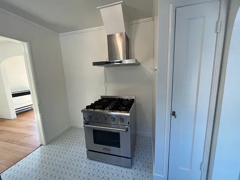 5685 Jordan Ave — Photo 12