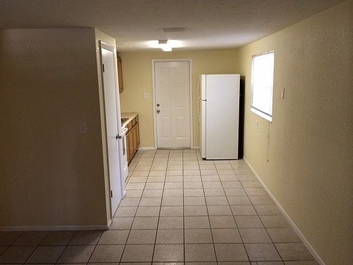 4th image of 1808 E 139th Ave APT B
