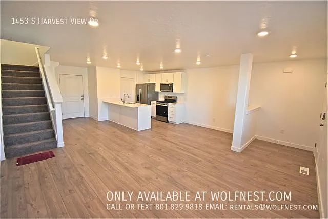 3 bed, 1399 sqft, $1,750 — Photo 3