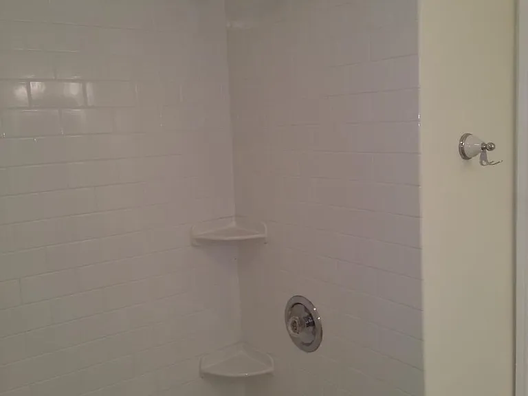 Full Bath 3