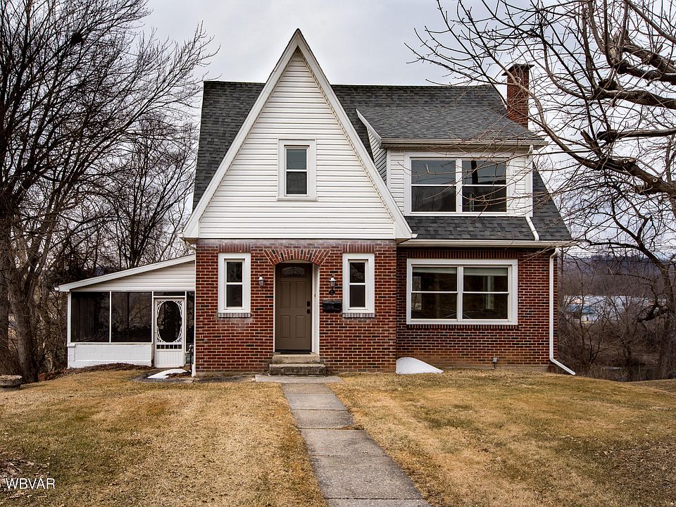 1st image of 8 Caroline Ave