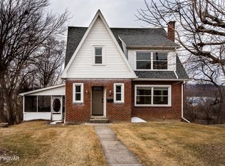 8 Caroline Ave, Lock Haven, PA 17745