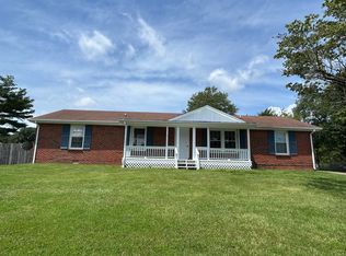 2272 Wildwood Dr, Clarksville, TN 37040