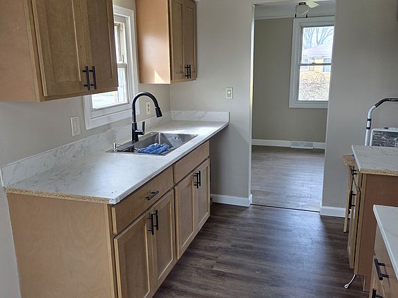 3rd image of 11021 Ronald Dr