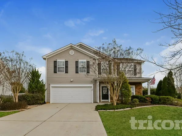 30 Rowan Dr, Clayton, NC 27520