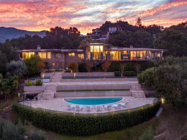 (undisclosed Address), Los Altos Hills, CA 94024