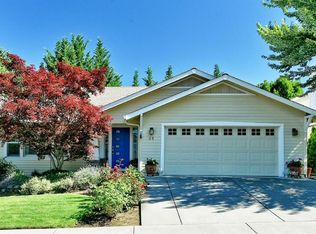 91 Mountain View Dr, Phoenix, OR 97535