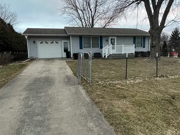 713 W Central Ave, Winfield, IA 52659