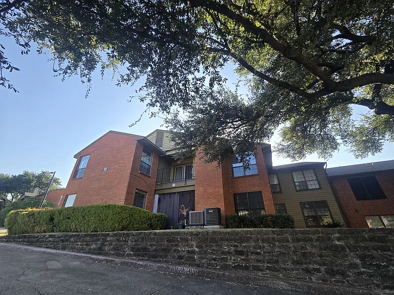 5909 Lake Hubbard Pkwy #215 — Photo 3