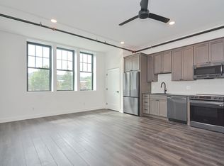 1320 Pawtucket Ave #5, Rumford, RI 02916